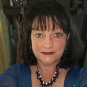 Meet your Posher, Anita